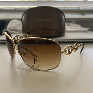 Gucci Vintage Chain Oversized Gradient Sunglasses